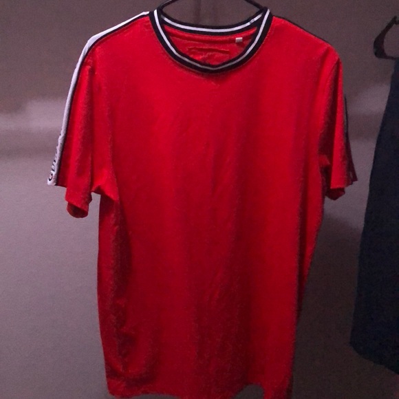 Guess t shirt - Picture 2 of 3